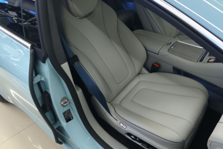 鸿蒙智行 智界S7 2025款 705km Max局部细节41