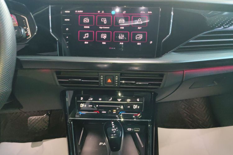 大众 帕萨特 2024款 380TSI 星空豪华版局部细节16