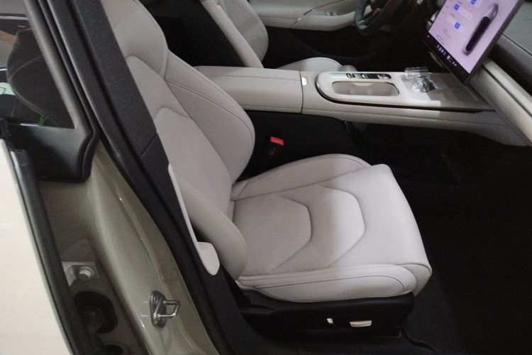 小米汽车 小米SU7 2024款 后驱超长续航高阶智驾Pro版局部细节41