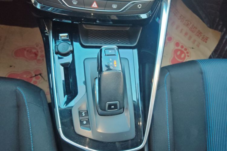 标致308 2019款 230THP 自动豪华版 国VI中控内饰18