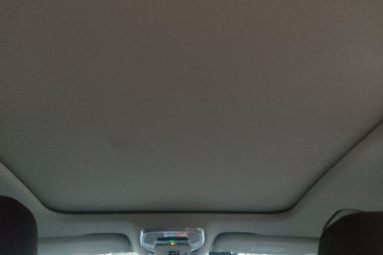 红旗H5 2023款 2.0T 自动智联旗领版中控内饰22