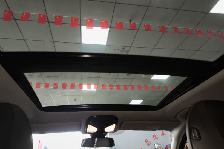 宝马3系 2024款 325Li M运动曜夜套装中控内饰22