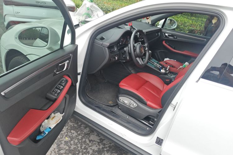 保时捷 2024款 Macan 2.0T中控内饰7003