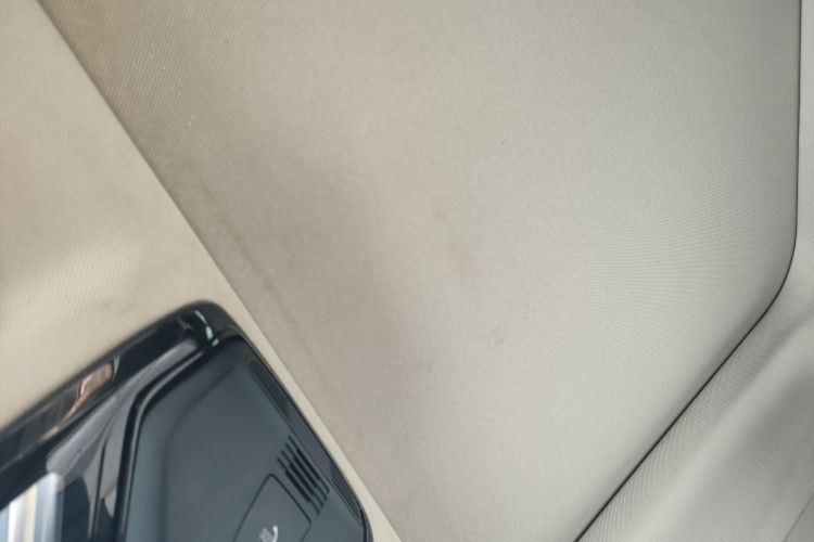 宝马3系 2020款 改款 325i M运动曜夜套装局部细节22