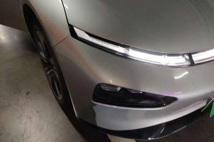 小鹏P7 2022款 586G车身外观6006