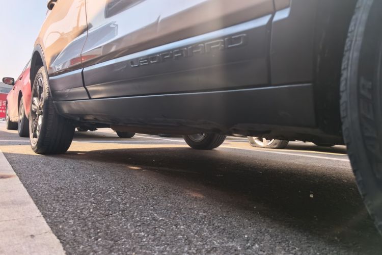 猎豹汽车 猎豹CS9 2017款 1.5L CVT风尚型局部细节9001