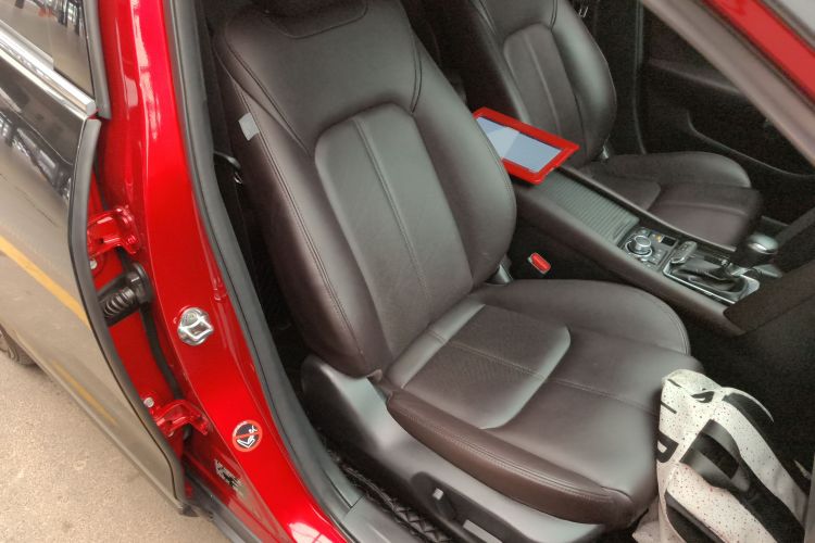 马自达CX-4 2020款 2.5L 自动四驱蓝天激情版局部细节41