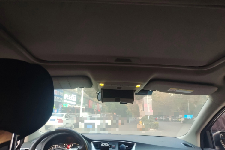 日产 轩逸 2016款 1.6XL  CVT尊享版中控内饰22