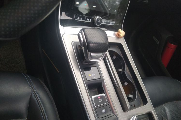 荣威RX5 2022款 330TGI 自动国潮版中控内饰18