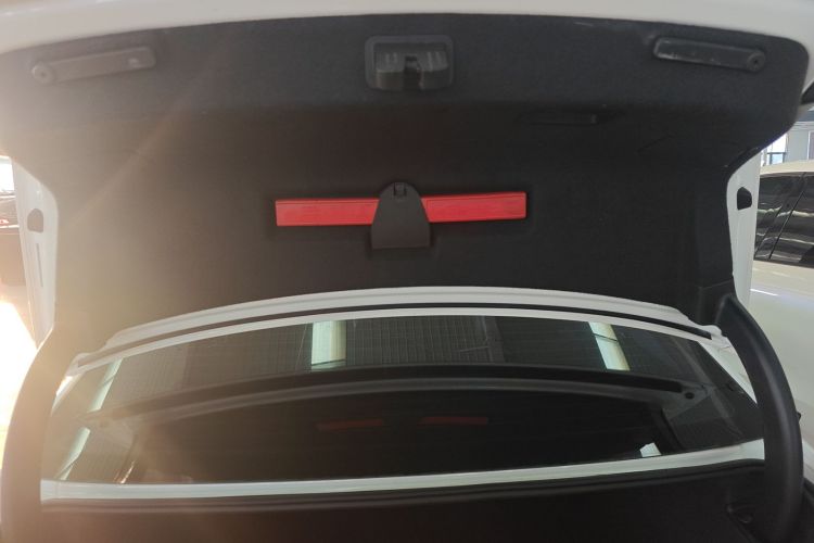 奥迪A6L 2014款 TFSI 舒适型机舱底盘23