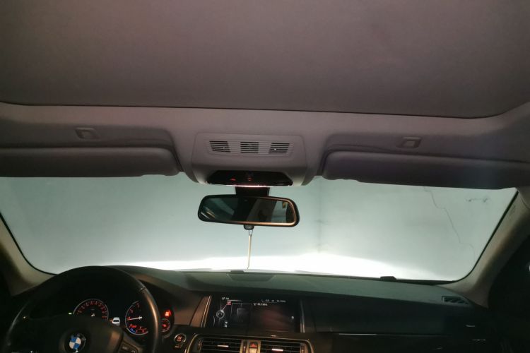 宝马5系 2014款 525Li 豪华设计套装中控内饰22