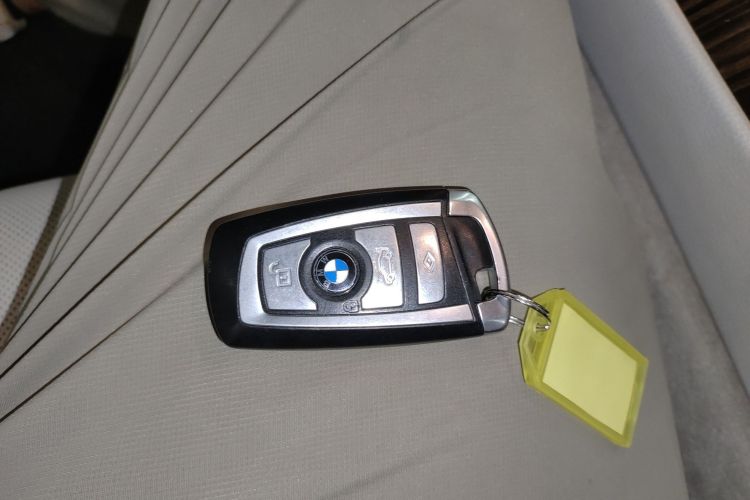 宝马6系 2016款 640i Gran Coupe中控内饰7001