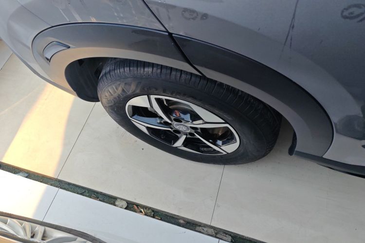 比亚迪 元UP 2024款 301KM 领先型车身外观6008