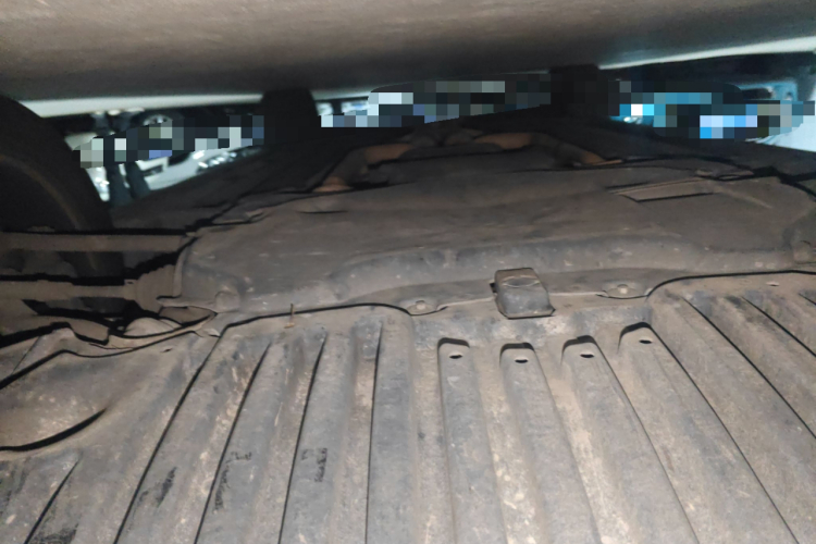 奔驰GLK级 2013款 改款 GLK 300 4MATIC 时尚型局部细节9008