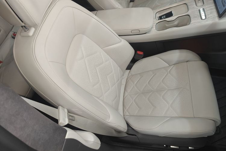 蔚来ET7 2022款 75kWh局部细节41