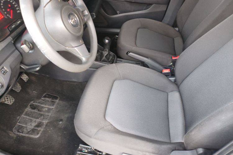 大众 捷达 2015款 1.4L 手动时尚型中控内饰19