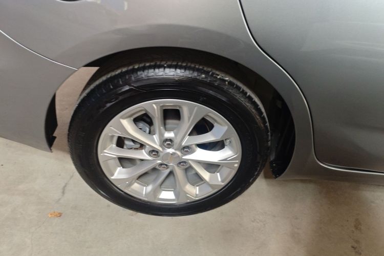 雪佛兰 科鲁泽 2023款 1.5L 双离合乐享版车身外观6008