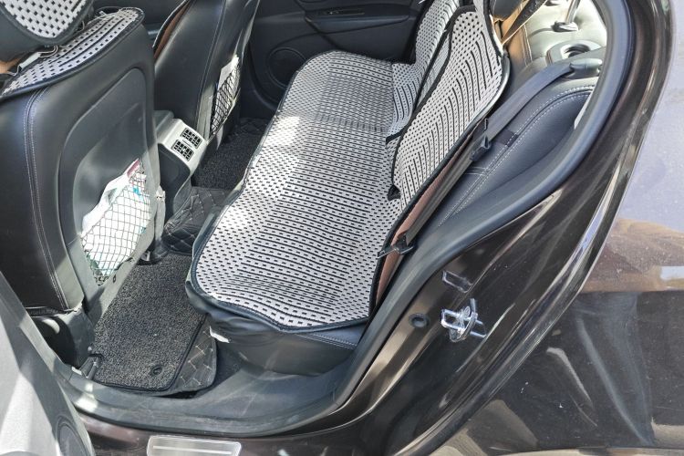 雷诺 风朗 2013款 2.0L 时尚版中控内饰7004