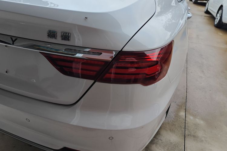 吉利汽车 缤瑞 2020款 1.4T CVT亚运版车身外观9