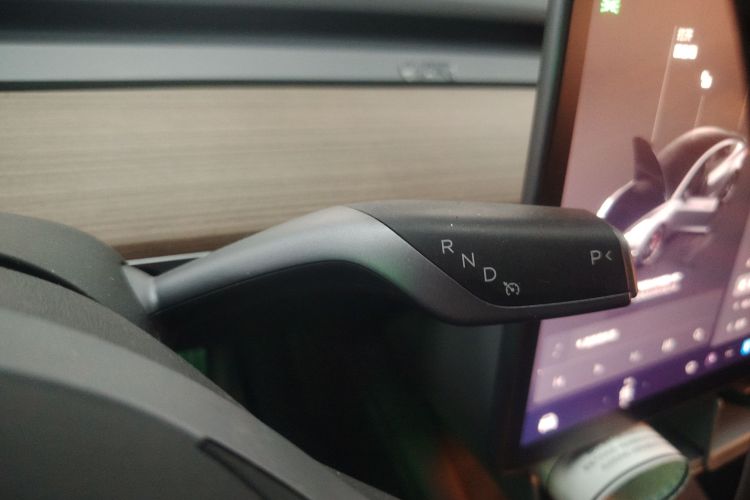 特斯拉 Model 3 2022款 Performance高性能全轮驱动版局部细节18