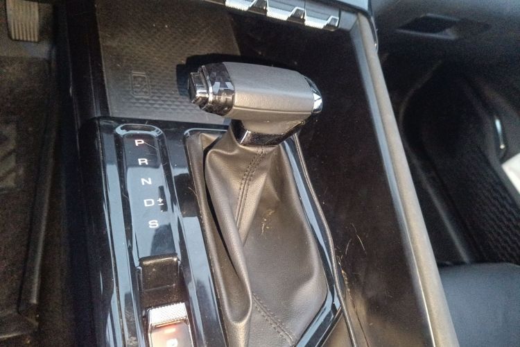 宝骏Valli 2021款 1.5T 大理天空 CVT尊享型中控内饰18