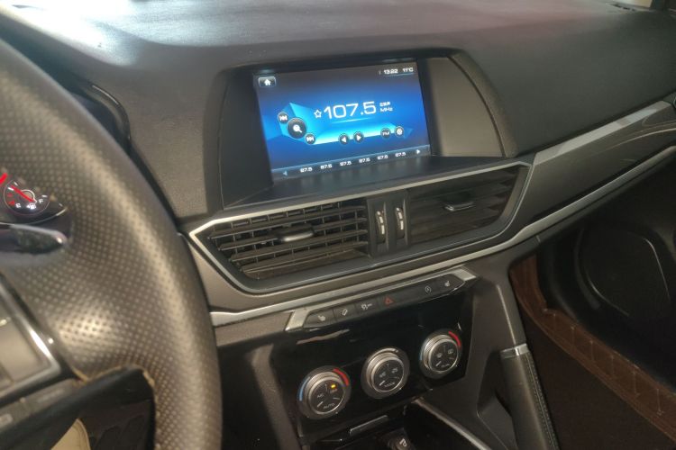 哈弗H6 2018款 红标 运动版 1.5T 自动两驱精英型中控内饰16