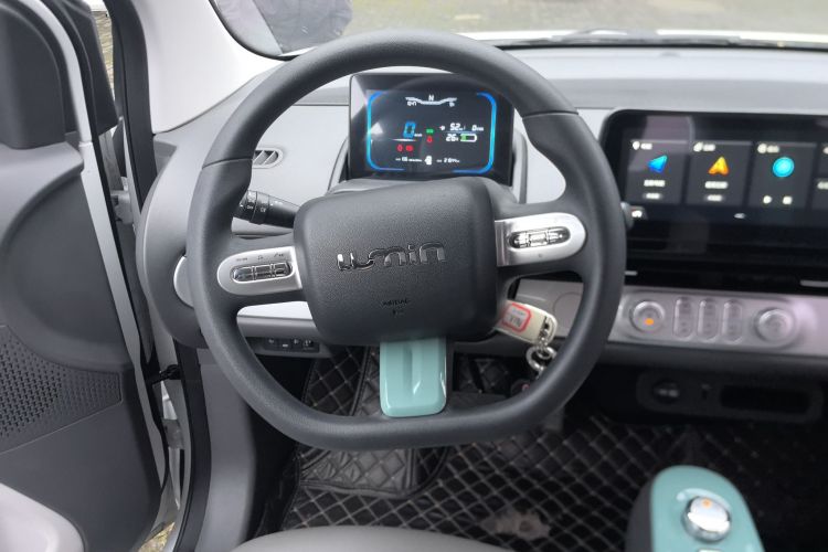 长安启源 长安Lumin 2022款 210km 香甜款中控内饰13
