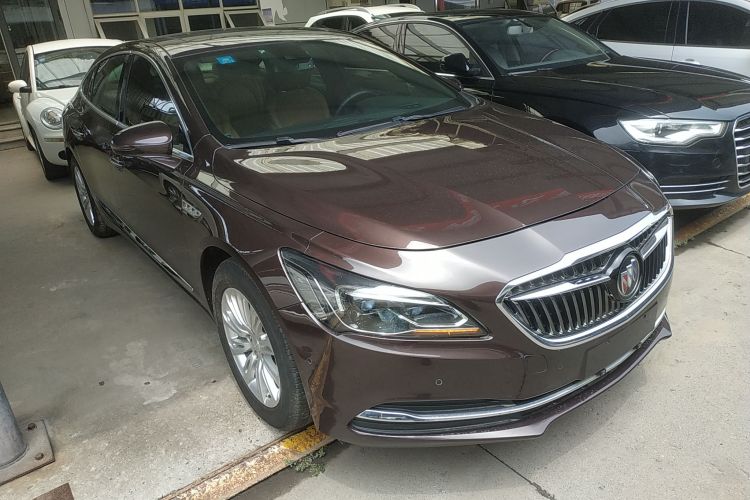 别克 君越 2018款 20T 豪华型车身外观3