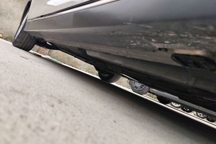 荣威550 2013款 经典版 550 1.8L 自动风尚型局部细节9001