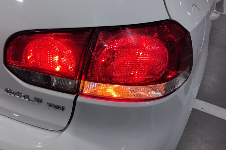 大众 高尔夫 2012款 1.4TSI 自动舒适型车身外观6006