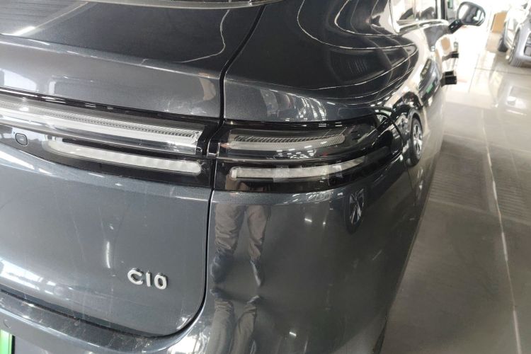 零跑汽车 零跑C10 2026款 605悦享版车身外观9