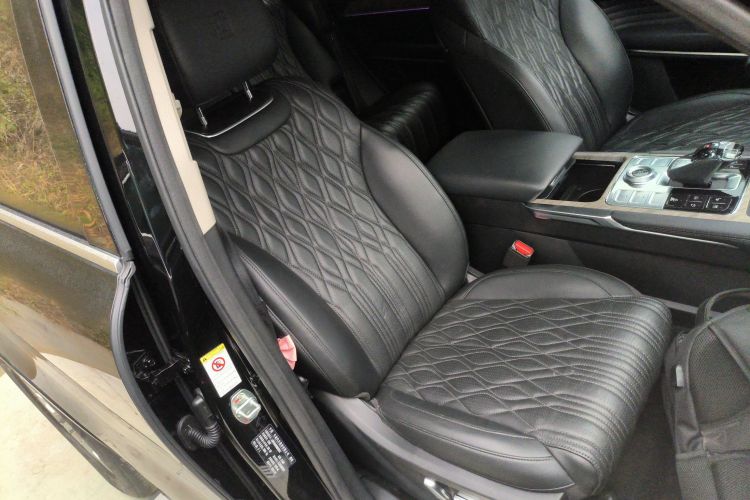 坦克500 2023款 3.0T 运动版 造境型 5座局部细节41