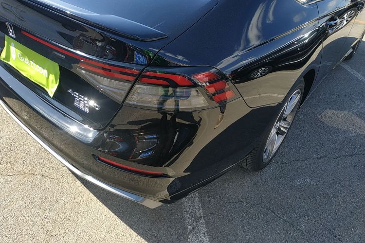 本田 雅阁 2023款 260TURBO 卓越版车身外观6006