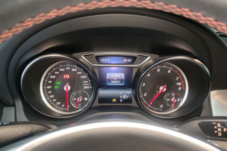 奔驰CLA 2018款 CLA 220 4MATIC中控内饰14