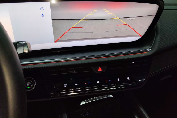 别克 昂科威 2025款 25T 进享白金版中控内饰16