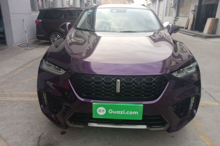 魏牌 VV7 2017款 2.0T 旗舰型车身外观2