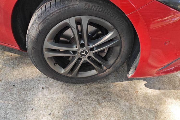 奔驰A级(进口) 2019款 A 200 动感型车身外观6007