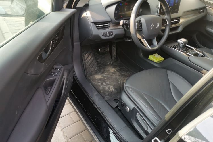 红旗E-QM5 2023款 改款 基础出行版中控内饰7003