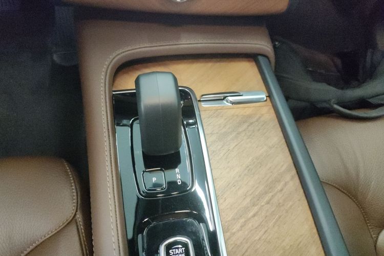 沃尔沃XC90 2023款 B5 智行豪华版 5座局部细节18