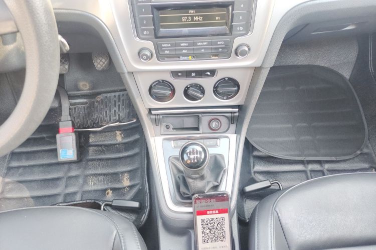 大众 朗行 2013款 1.6L 手动舒适型中控内饰18