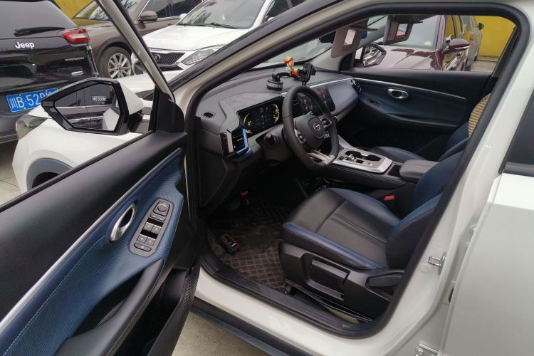 广汽传祺 传祺GS3 2023款 影速 270T 劲享版中控内饰20