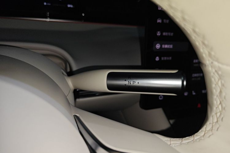 鸿蒙智行 智界S7 2025款 855km Max局部细节18