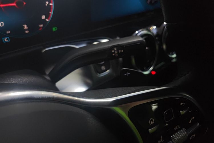 奔驰GLB 2020款 GLB 180 时尚型局部细节18