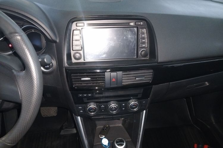 马自达CX-5 2013款 2.0L 自动两驱舒适型中控内饰16