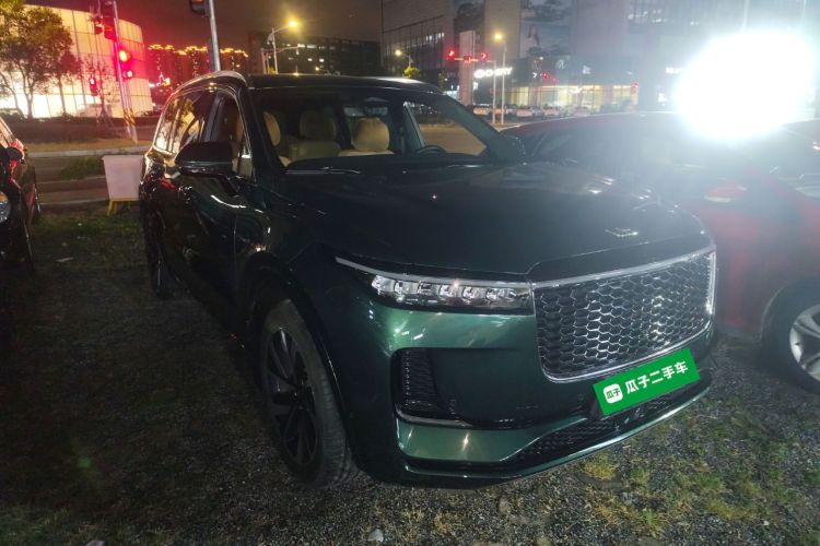 理想汽车 理想ONE 2021款 增程6座版车身外观3