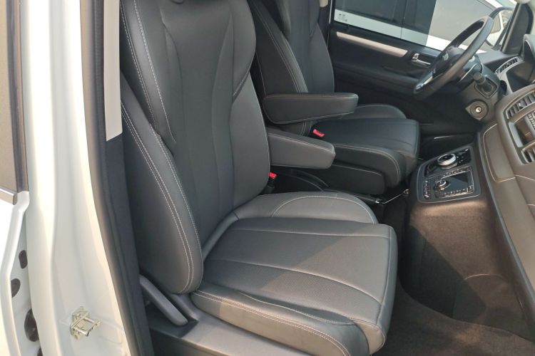 上汽大通MAXUS 大通G20 2023款 ES 2.0T 汽油自动超值版局部细节41