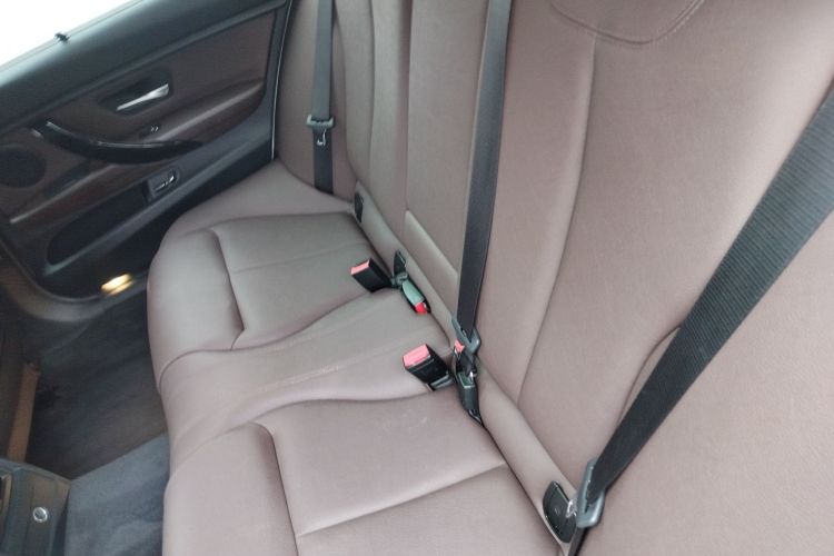 宝马3系 2018款 320Li 时尚型中控内饰21