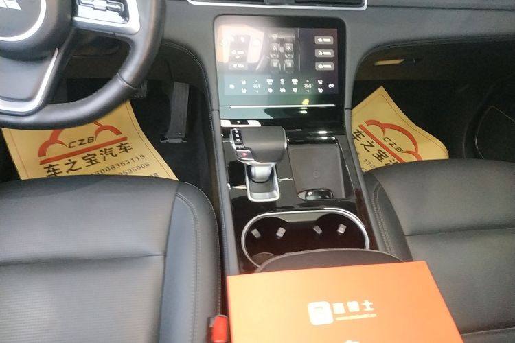 理想汽车 理想ONE 2021款 增程6座版中控内饰18