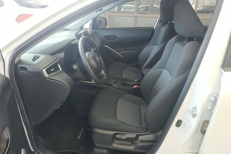 丰田 锋兰达 2022款 2.0L CVT精英版中控内饰19