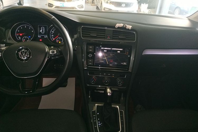 大众 高尔夫 2019款 280TSI DSG舒适型 国VI中控内饰16